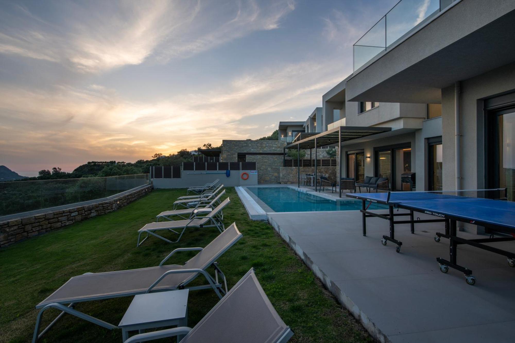 Porti Villas Aphrodite Asomatoi Luaran gambar